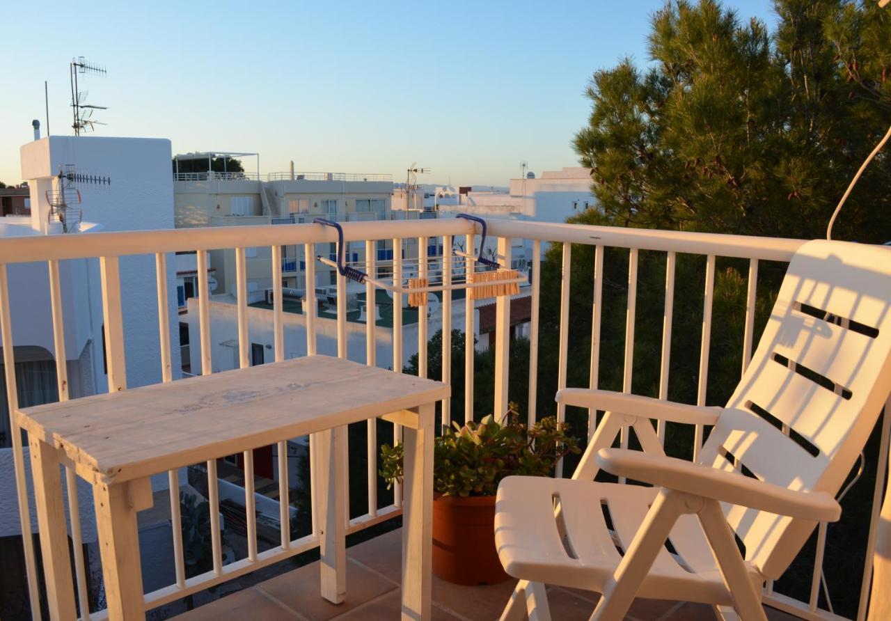 Apartamentos Formentera Copacabana 28 Es Pujols Exterior photo